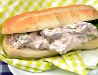 Minibaguette med tonfisksallad